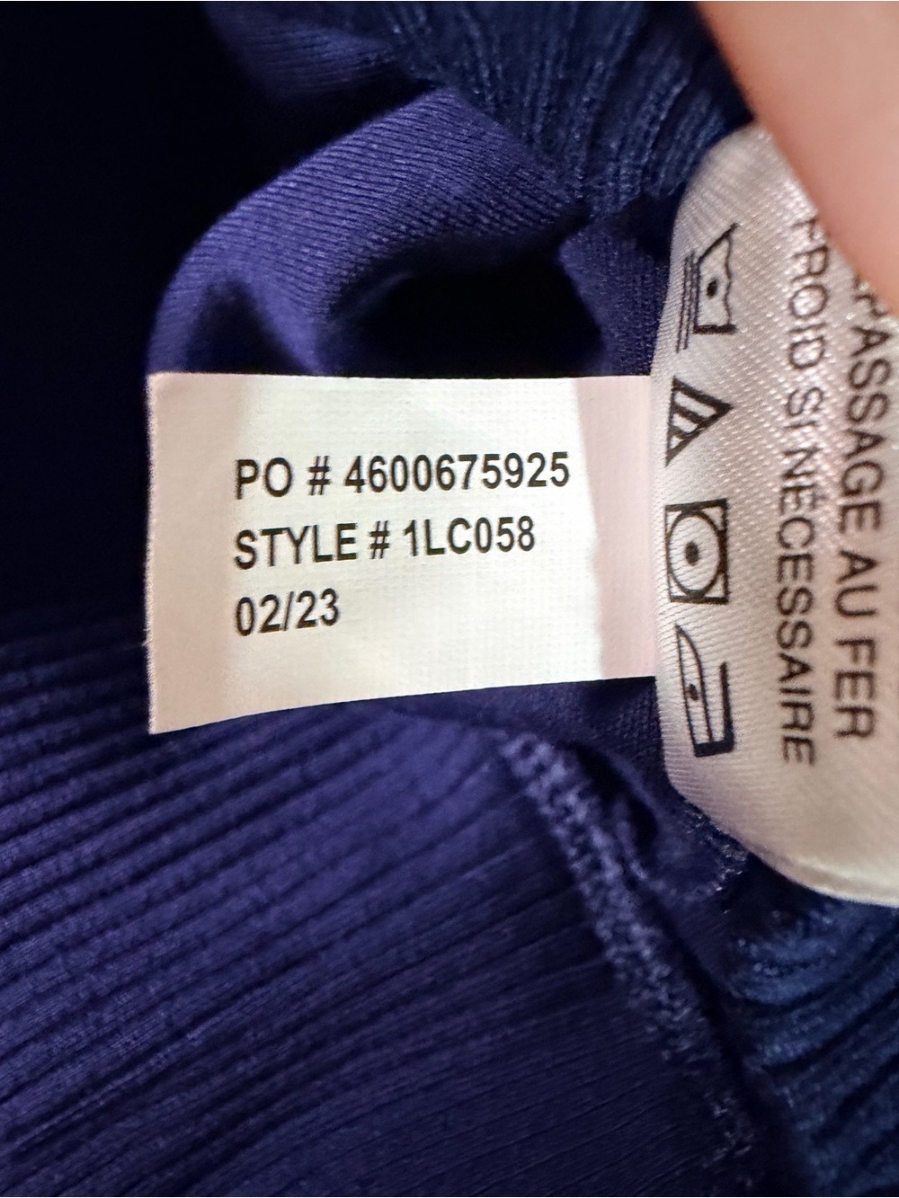 TravisMathew Navy Quarter Zip Hooded Pullover Top Extra Small - Picture 4 of 8